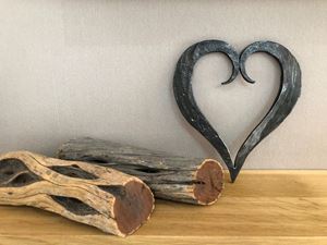 Obrázek z Kované nástěnné SRDCE 